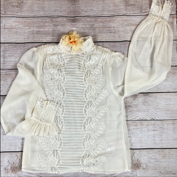 Topshop Tops - Topshop Tall Idol Ivory Embroidered Cutwork Blouse